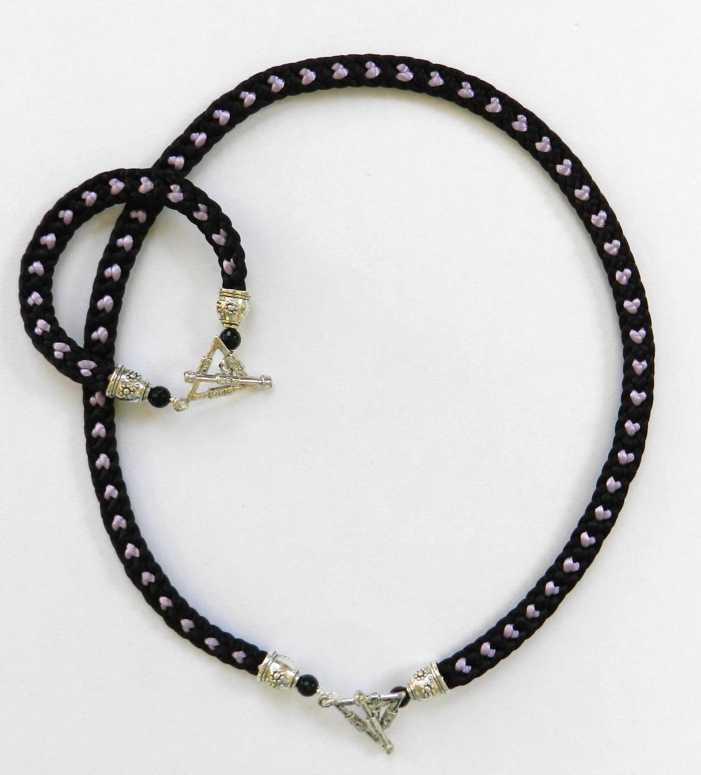Kumihimo Half Round Braid necklace instructions