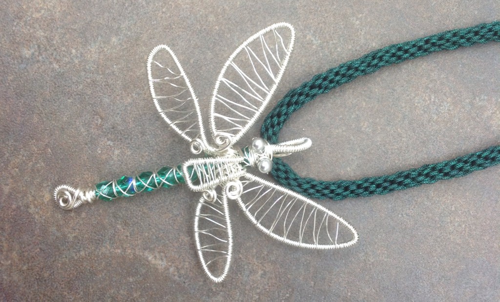 Dragonfly kumihimo