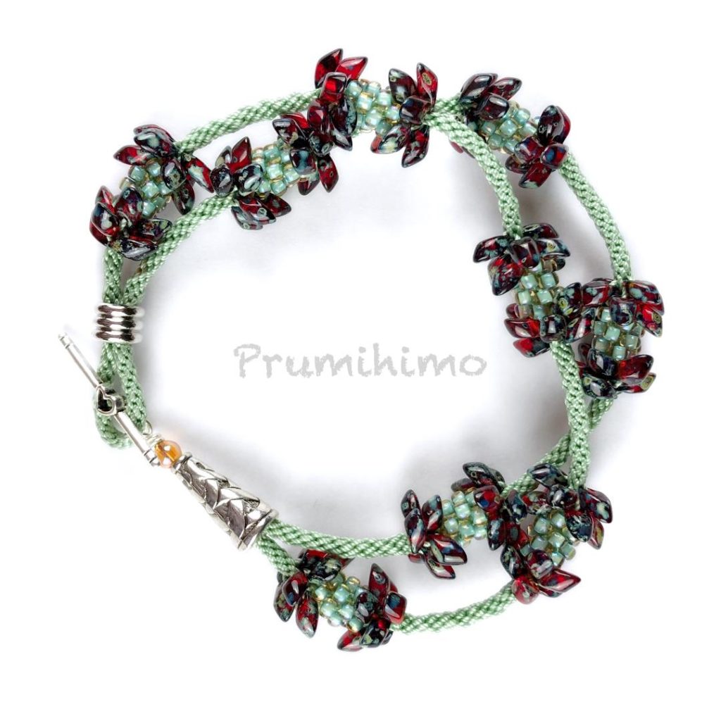 Beaded Cluster kumihimo